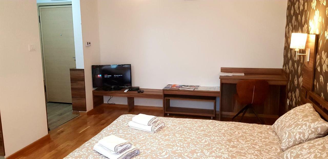 Uki-Modern Apartment With Parking Novi Sad Exteriér fotografie